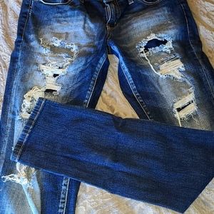 Dark denim kancan distressed skinny jeans